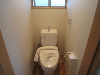 Toilet.  ☆ Washlet new ☆ 