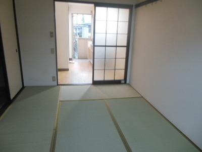 Living and room. Beautiful Japanese-style room with a warm