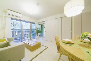 living ・ Adopt a sliding door between the dining and Western-style (2). According to the growth and life style of the family, Or to match the life scene, Or integrated two spaces, Or you can separate