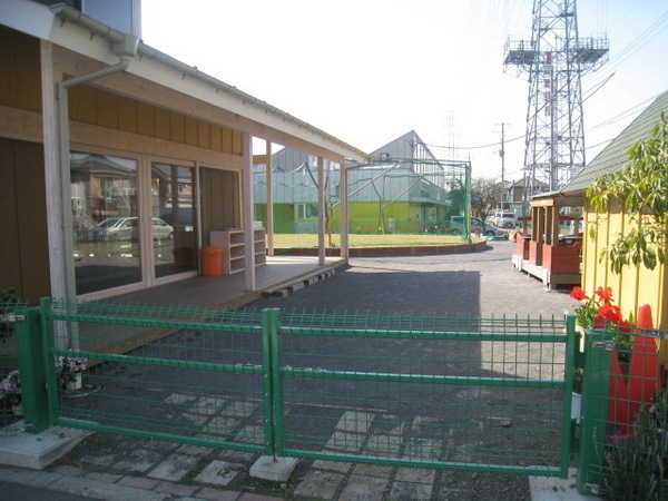 kindergarten ・ Nursery. Manganji nursery school (kindergarten ・ 415m to the nursery)