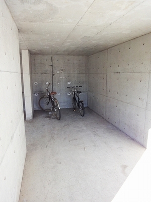 Other common areas.  ☆ Bicycle-parking space ☆ 