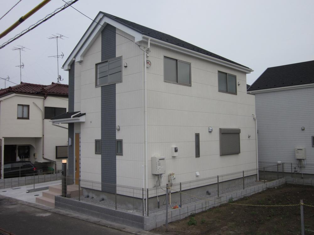 Local appearance photo. Local (August 2013) Shooting ※ It will be the example of construction.