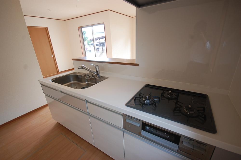 Same specifications photo (kitchen). The company construction cases