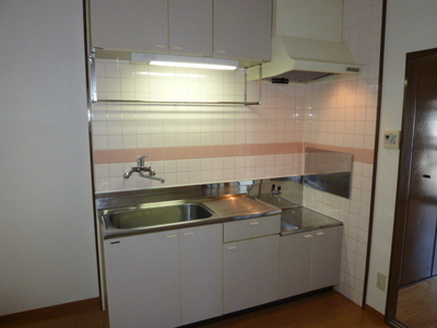 Kitchen. Two-burner gas stove installed Friendly Kitchen