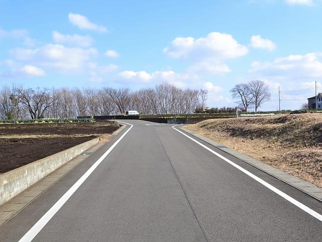 Local photos, including front road. Hino Shinmachi 4-chome panoramic view