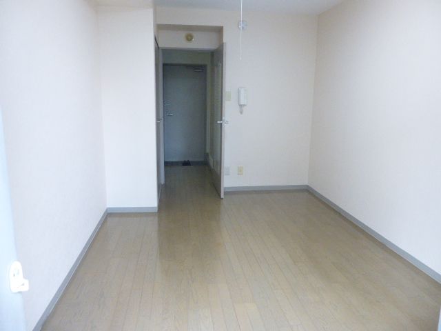 Living and room. South-facing 6.7 Pledge of flooring of the room ☆