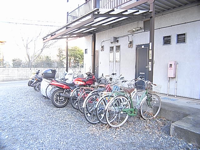 Other common areas. Covered parking lot (bike bicycle parking available)