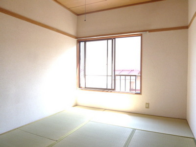 Other room space.  ☆ Sunny nice Japanese-style room ☆