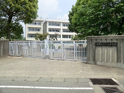 Junior high school. 725m to Misawa junior high school (junior high school)