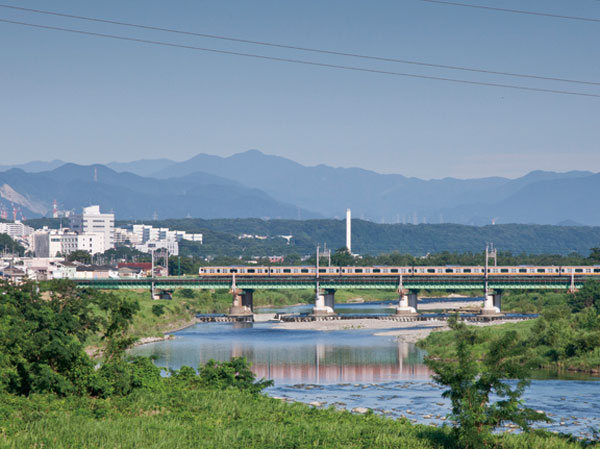 Surrounding environment. Tama River (about 310m, 4-minute walk)
