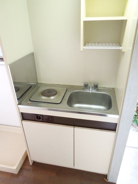 Kitchen.  ☆ Air is clean electric stove in the kitchen ☆