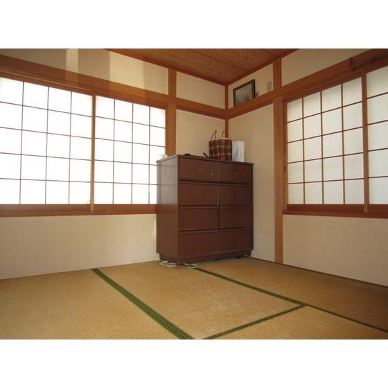 Non-living room. A calm Japanese-style