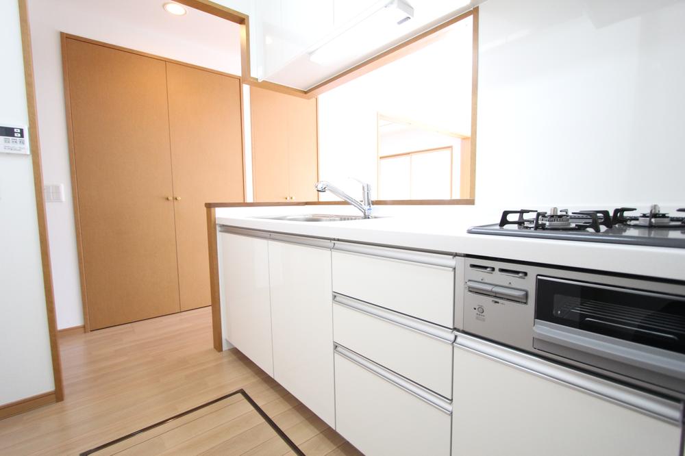 Hino City, Tokyo Manganji 2