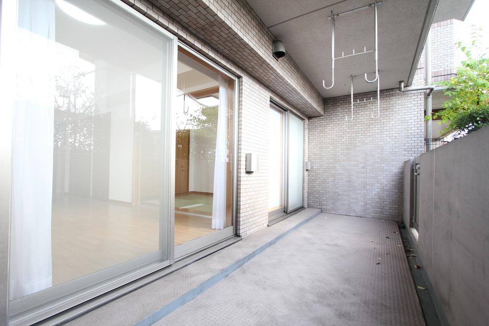 Hino City, Tokyo Manganji 2