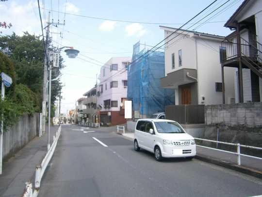 Local photos, including front road. Frontal road