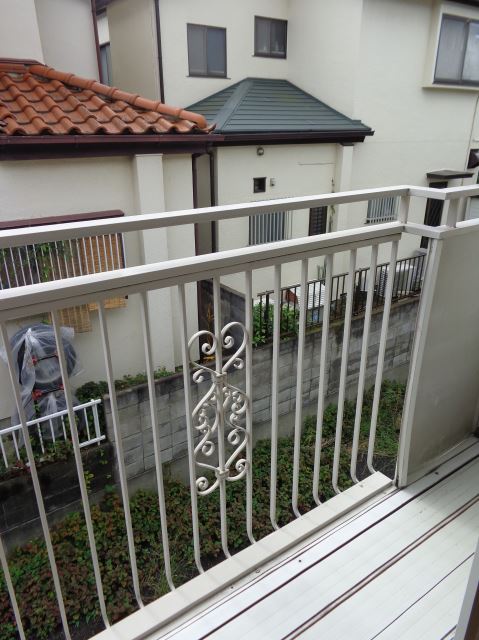 Balcony. Also dry well laundry on the south-facing veranda ☆ 