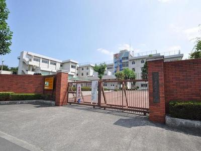 Primary school. 610m to Hino Municipal Hino fifth elementary school (elementary school)