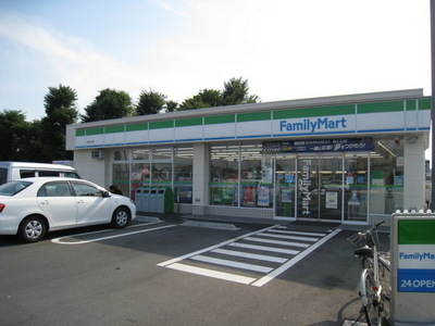 Convenience store. 363m to Family Mart (convenience store)