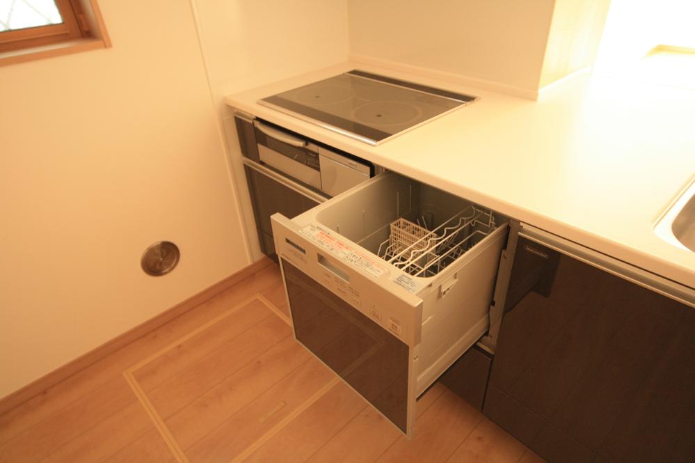 Same specifications photo (kitchen). Example of construction