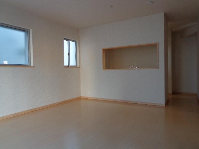 Living. 1 Building