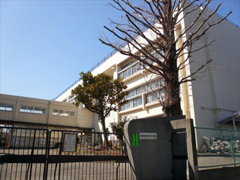 Primary school. 1283m to Hino Municipal Hino sixth elementary school