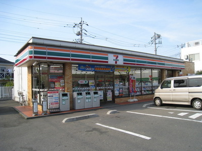 Convenience store. 381m to Seven-Eleven (convenience store)