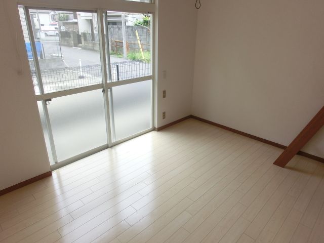 Living and room. Modern atmosphere of flooring ☆