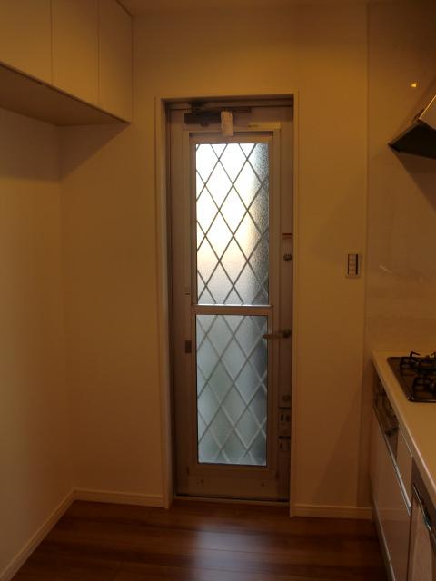 Kitchen. Back door