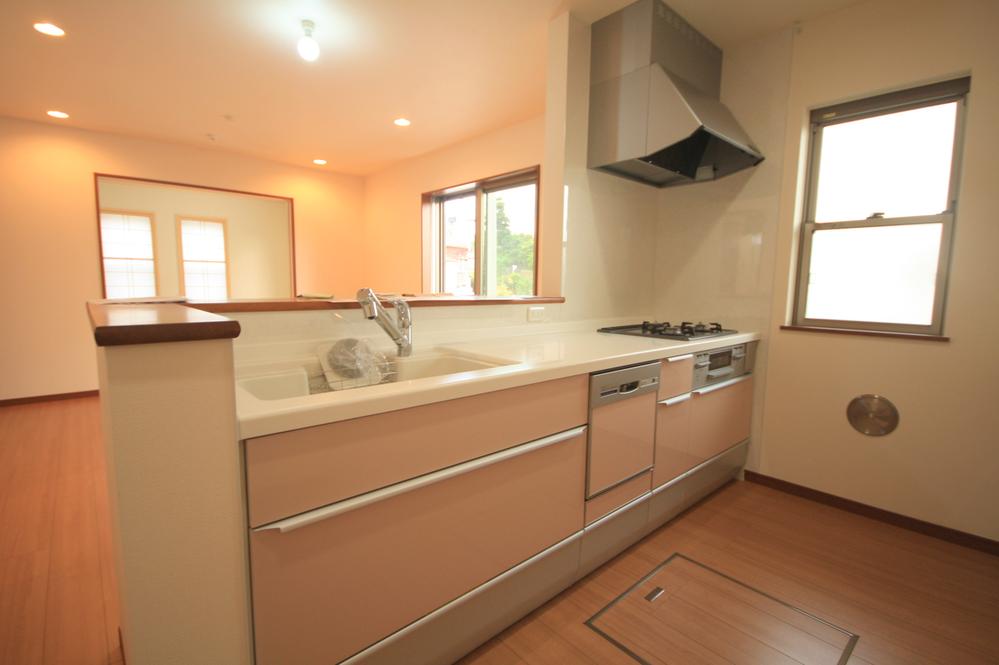 Same specifications photo (kitchen). Example of construction