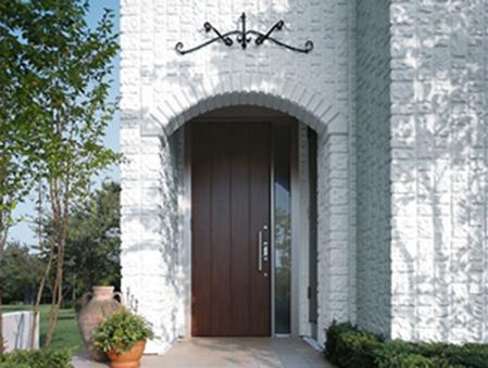  [Elegant arched entrance porch] Also from strong wind, Entrance porch to protect the thick outer wall also from the rain. To imagine a fine time from home to white walls of the triangular silhouette of the gable roof (entrance porch same specifications)