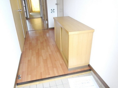 Entrance.  ☆ Entrance with cupboard ☆