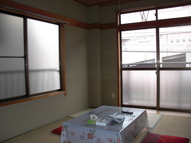 Other room space. There is also a Japanese-style room