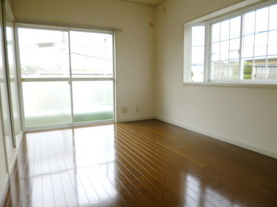 Other room space. Corner room ・ The window is an easy-to-use bay windows