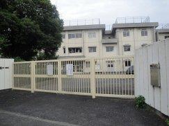 Primary school. 222m to Hino City Nakata Elementary School