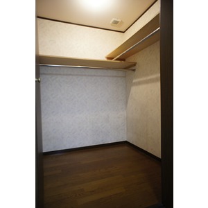 Receipt. The second floor Japanese-style room 6 quires, Walk-in closet with