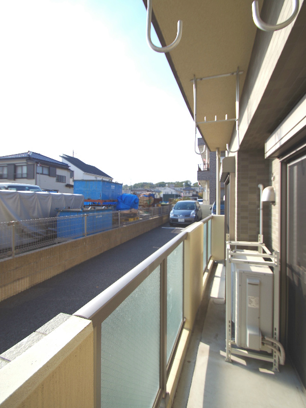 Balcony. Is also easy to dry laundry because the south-facing a! 