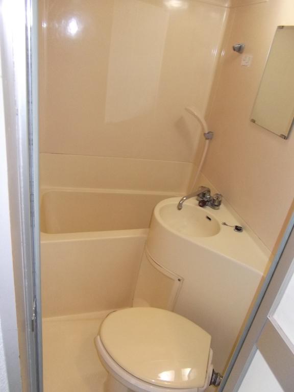 Bath. Bathroom