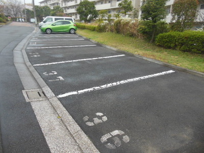 Parking lot. On-site parking