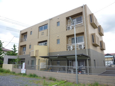 Building appearance. Balcony side