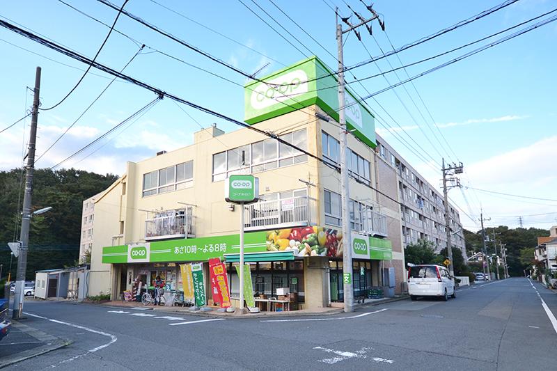 Supermarket. KopuTokyo Fukiage 400m to shop