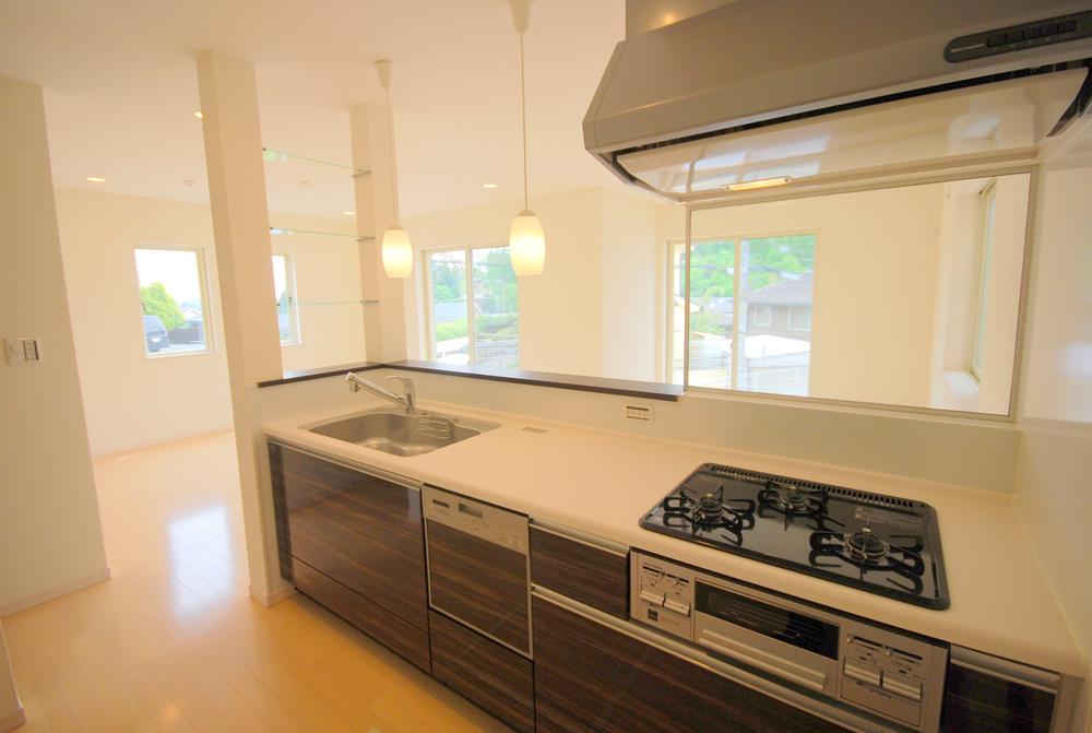 Same specifications photo (kitchen). Interior construction cases