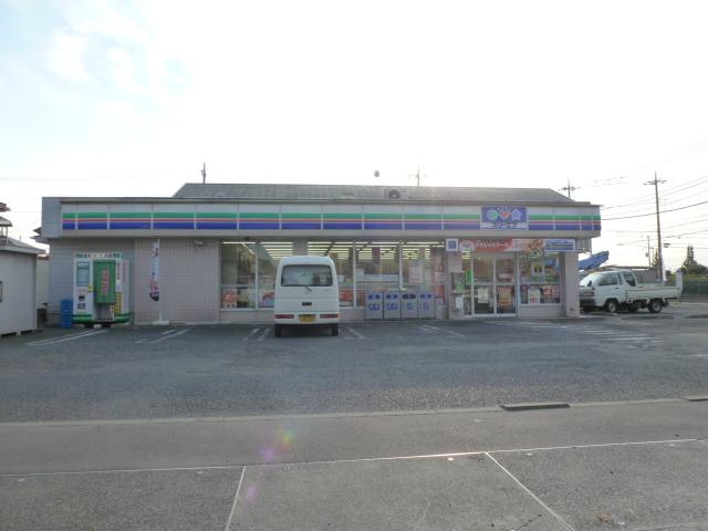 Convenience store. Three F 650m to Hino Shimoda shop