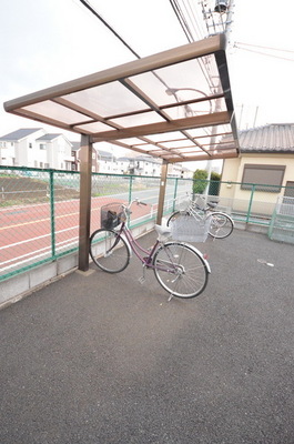 Other common areas.  ☆ Bicycle parking lot with a roof ☆