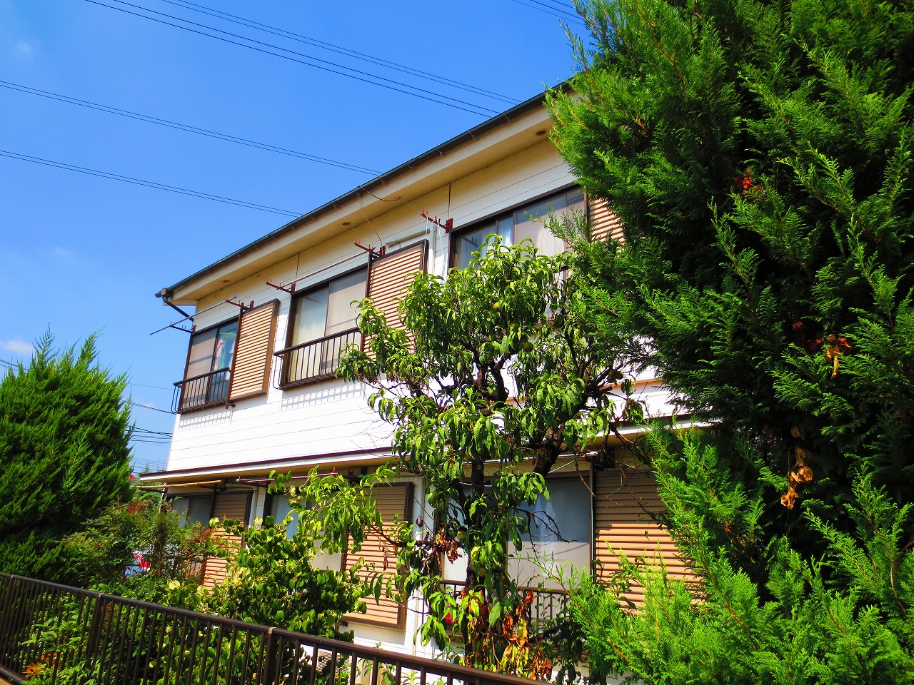 Building appearance. All rooms are equipped with shutters