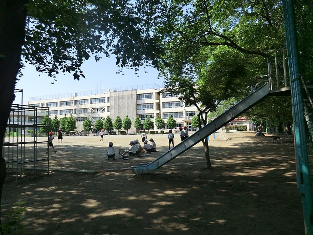 Primary school. 1201m to Hino Municipal Hino seventh elementary school
