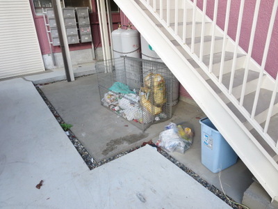 Other common areas. Shared garbage is yard