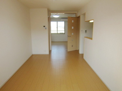 Living and room. 12.2 Pledge of LDK! You can spacious living