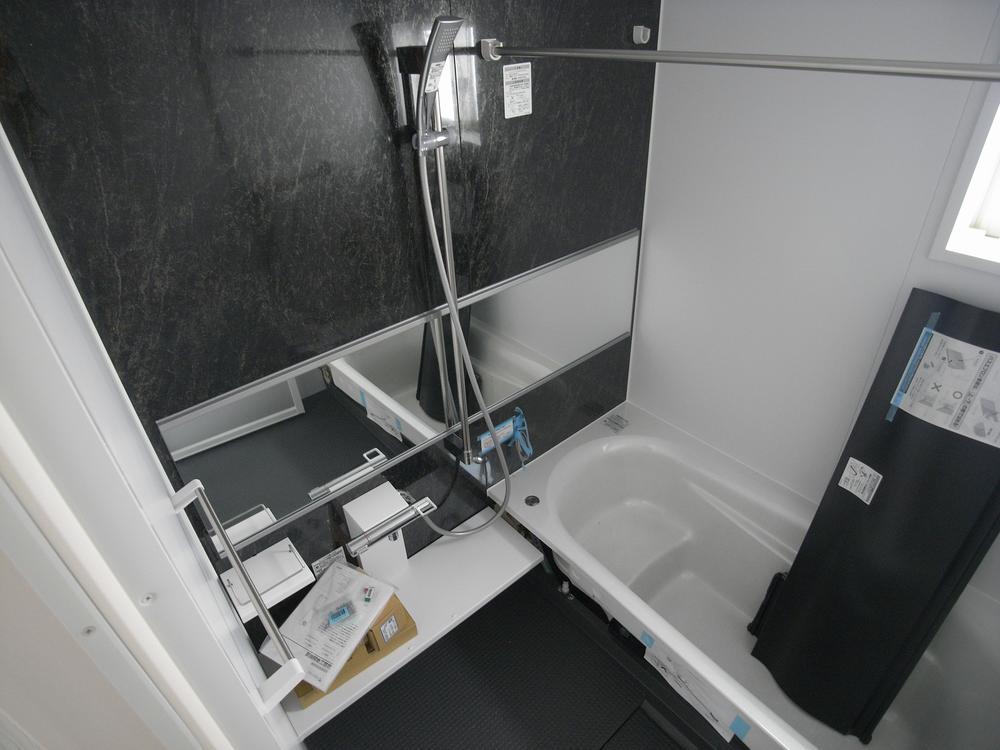 Bathroom. Indoor (11 May 2013) Shooting