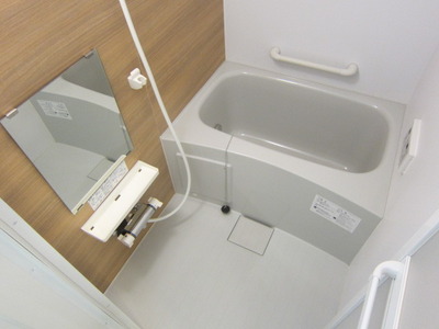 Bath. Happy add-fired function ・ With bathroom ventilation dryer