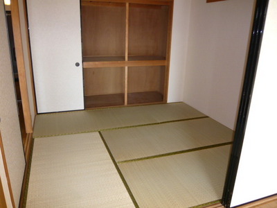 Living and room. Japanese-style room ・ ・ ・ I will calm